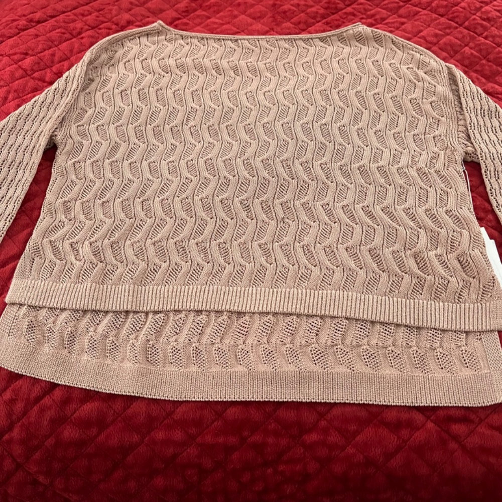 NWT One Grey Day Sweater Size Small - Picture 2 of 4